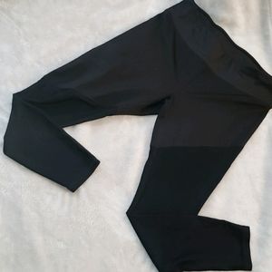 Fabletics Mesh Leggings Size L